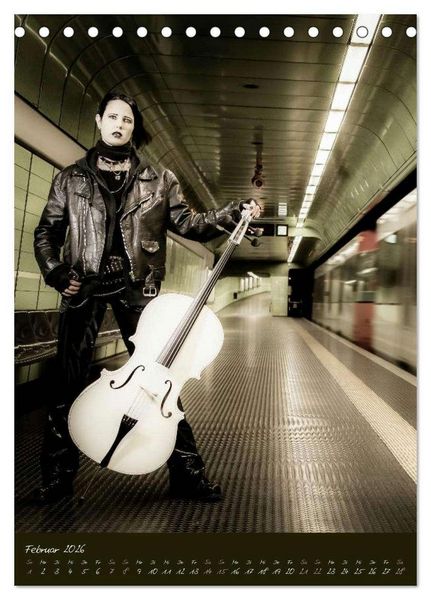 Produktbild: Wei&szlig;es Cello auf Reisen (Tischkalender 2026 DIN A5 hoch), CALVENDO Monatskalender