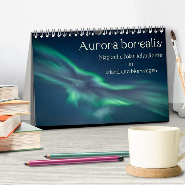 Produktbild: Aurora borealis - Magische Polarlichtn&auml;chte in Island und Norwegen (Tischkalender 2026 DIN A5 quer), CALVENDO Monatskalender