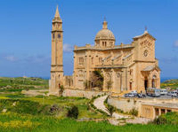 CALVENDO Puzzle Die Katholische Basilika Ta Pinu in Gharb 2000 Teile Puzzle quer | 2000 Teile Lege-Größe 90 × 67 cm Foto-Puzzle für glückliche Stunden