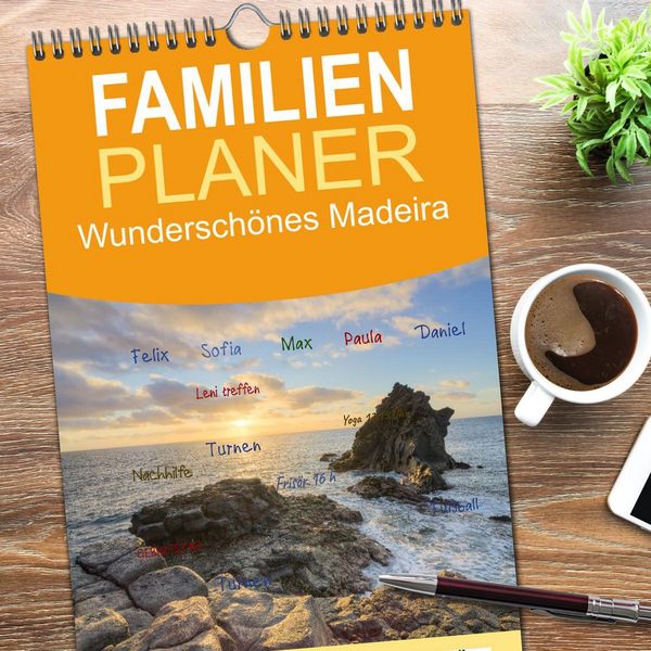 Produktbild: Familienplaner 2026 - Wundersch&ouml;nes Madeira mit 5 Spalten (Wandkalender, 21 x 45 cm) CALVENDO