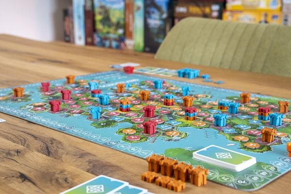 Produktbild: Frosted Games - Rebirth: Aufbruch in eine neue Zeit, Kennerspiel des Jahres 2026
