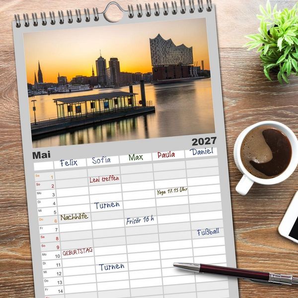 Produktbild: Familienplaner 2027 - Urbane Impressionen: Hansestadt Hamburg - Tor zur Welt mit 5 Spalten (Wandkalender, 21 x 45 cm) CALVENDO