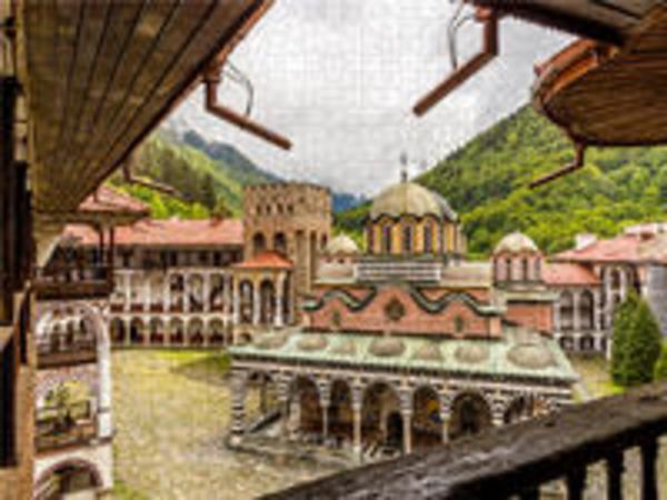 CALVENDO Puzzle Das Bau-Ensemble im Rila Gebirge ist das bedeutendste und größte Kloster Bulgariens | 1000 Teile Lege-Größe 64x48cm Foto-Puzzle für glückliche Stunden