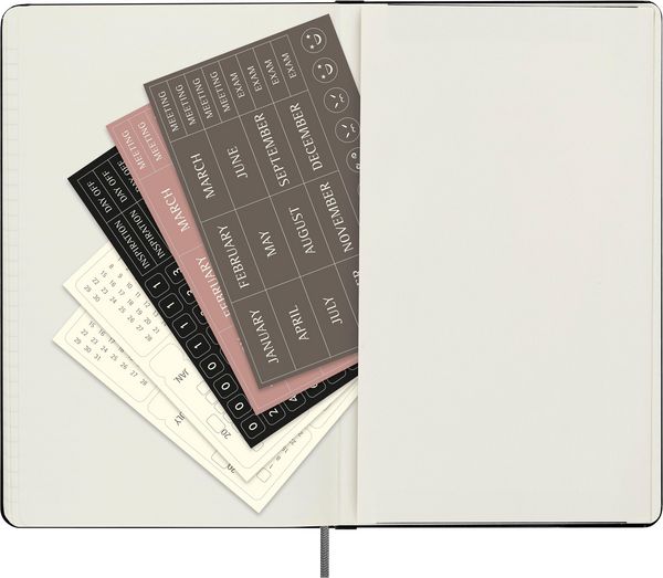 Produktbild: Moleskine undatierter Wochen Notizkalender, L/A5, 1 Wo = 1 Seite, Rechts linierte Seite, Fester Einband mit Textpr&auml;gung gold, Schwarz