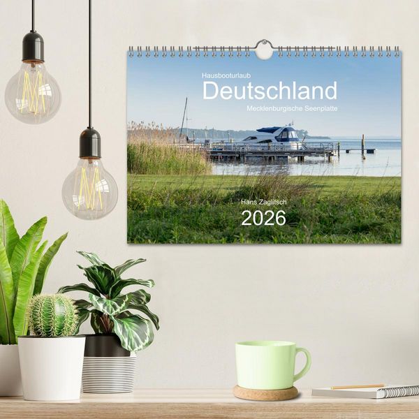 Produktbild: Hausbooturlaub Deutschland - Mecklenburgische Seenplatte (Wandkalender 2026 DIN A4 quer), CALVENDO Monatskalender