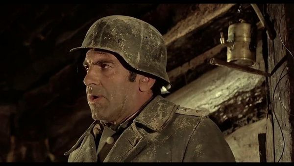 Produktbild: Steiner - Das Eiserne Kreuz - Teil 1+2 - 4-Disc Limited Edition Mediabook (4K Ultra HD / 2 Blu-rays / Bonus-Blu-ray)