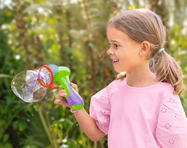 Produktbild: Schillernder Seifenblasen-Spa&szlig;