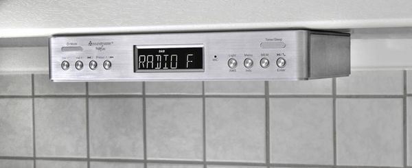 Soundmaster UR2045SI Küchenradio DAB+, UKW Bluetooth Freisprechfunktion Silber -