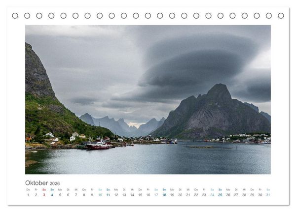 Produktbild: Bewegte Wolken, Stille Landschaften (Tischkalender 2026 DIN A5 quer), CALVENDO Monatskalender