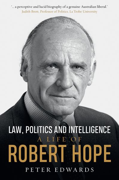 Produktbild: Law, Politics and Intelligence