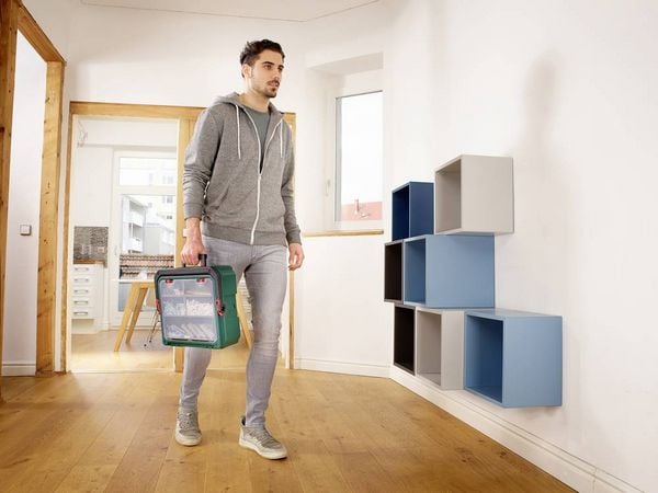 Produktbild: Bosch Home and Garden Universal Impact 18V -Akku-Schlagbohrmaschine inkl. Ladeger&auml;t, inkl. Koffer