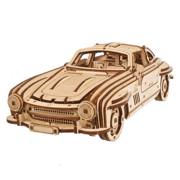 UGEARS Flugeltüren-Sportcoupé