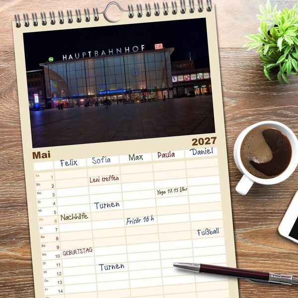Produktbild: Familienplaner 2027 - K&ouml;ln bei Nacht mit 5 Spalten (Wandkalender, 21 x 45 cm) CALVENDO