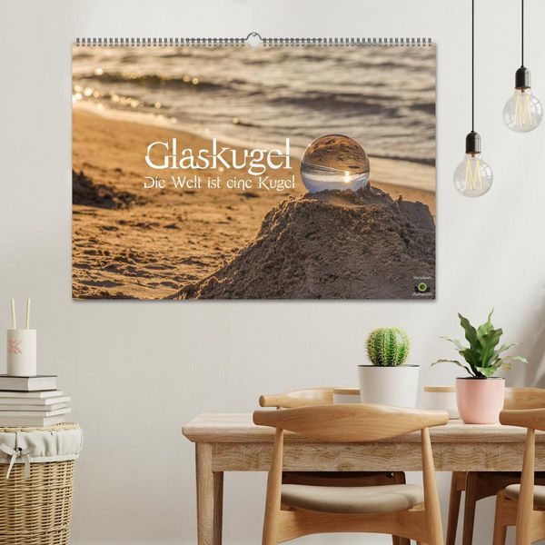 Produktbild: Glaskugel, Die Welt ist eine Kugel (Wandkalender 2026 DIN A2 quer), CALVENDO Monatskalender