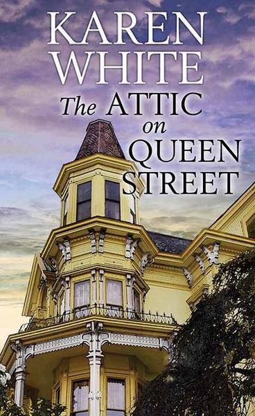 Produktbild: The Attic on Queen Street