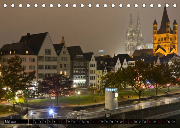 Produktbild: K&ouml;ln - Faszinierende Nachtbilder aus der Domstadt (Tischkalender 2022 DIN A5 quer)