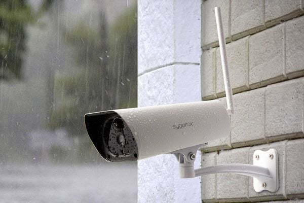 Produktbild: Sygonix SY-4414894 WLAN IP &Uuml;berwachungskamera 1920 x 1080 Pixel