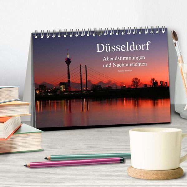 Produktbild: D&uuml;sseldorf Abendstimmungen und Nachtansichten (Tischkalender 2026 DIN A5 quer), CALVENDO Monatskalender