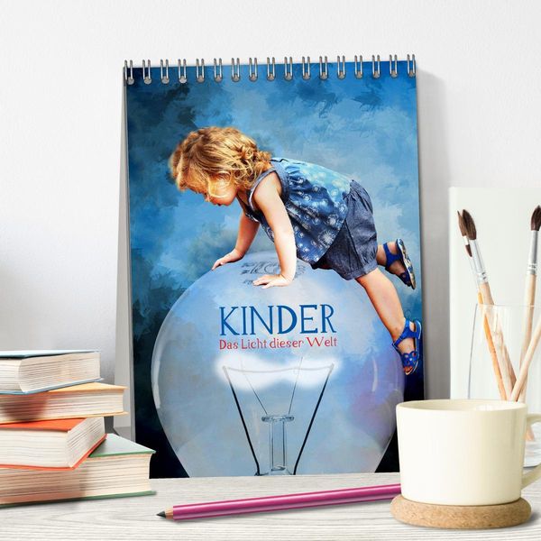 Produktbild: Kinder - Das Licht dieser Welt (Tischkalender 2026 DIN A5 hoch), CALVENDO Monatskalender
