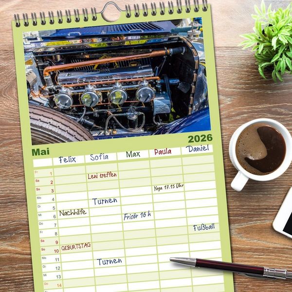 Produktbild: Familienplaner 2026 - Historischer Rennsport - vom Feinsten mit 5 Spalten (Wandkalender, 21 x 45 cm) CALVENDO