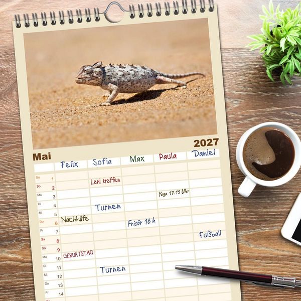 Produktbild: Familienplaner 2027 - Namibias faszinierende Tierwelt mit 5 Spalten (Wandkalender, 21 x 45 cm) CALVENDO