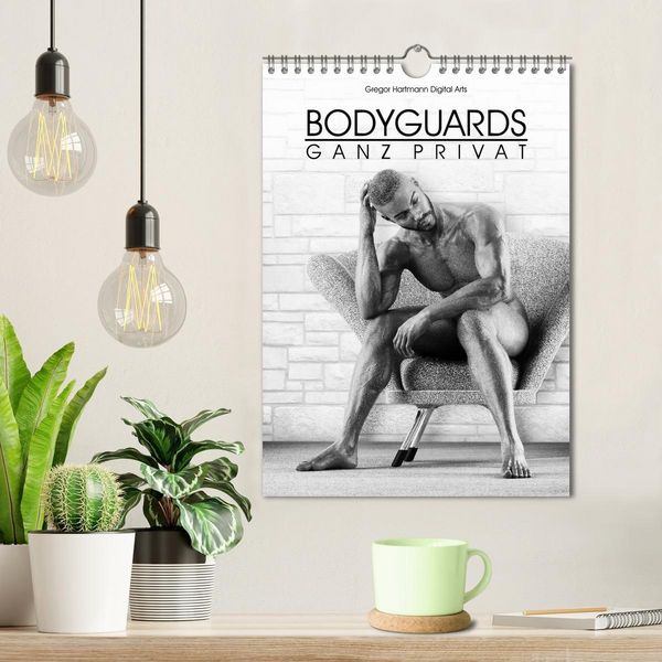 Produktbild: BODYGUARDS - Ganz Privat (Wandkalender 2026 DIN A4 hoch), CALVENDO Monatskalender