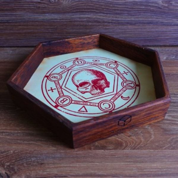 Q-Workshop QWO98420 - Dice Macabre Wooden Dice Tray, Würfelschale, Holz, 200x230x35 mm