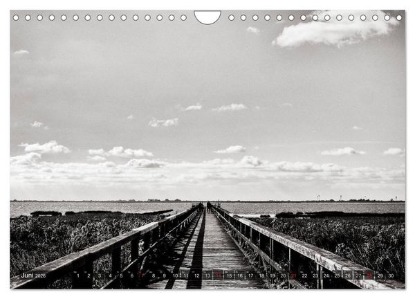 Produktbild: Ein Blick auf Husum (Wandkalender 2026 DIN A4 quer), CALVENDO Monatskalender