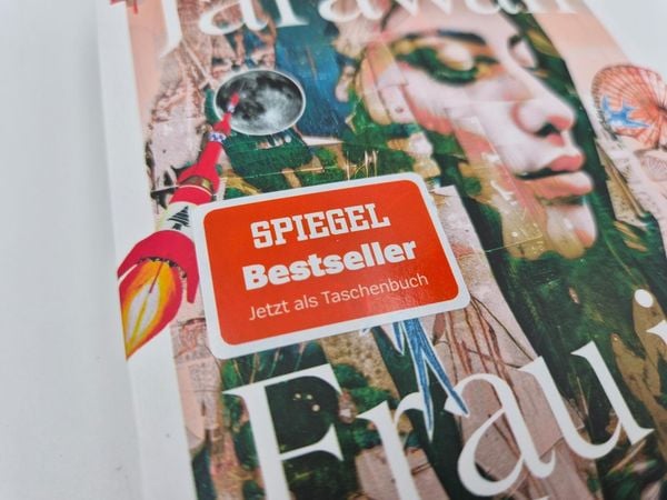 Produktbild: Frau im Mond