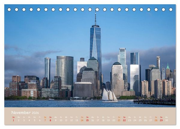 Produktbild: City Lights &ndash; New York im Fokus (Tischkalender 2026 DIN A5 quer), CALVENDO Monatskalender