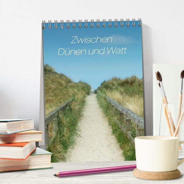 Produktbild: Zwischen D&uuml;nen und Watt / Geburtstagskalender (Tischkalender 2026 DIN A5 hoch), CALVENDO Monatskalender