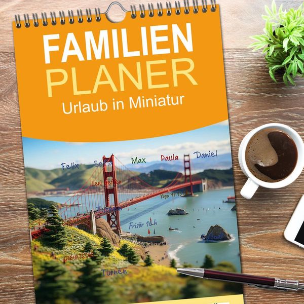 Produktbild: Familienplaner 2026 - Urlaub in Miniatur mit 5 Spalten (Wandkalender, 21 x 45 cm) CALVENDO