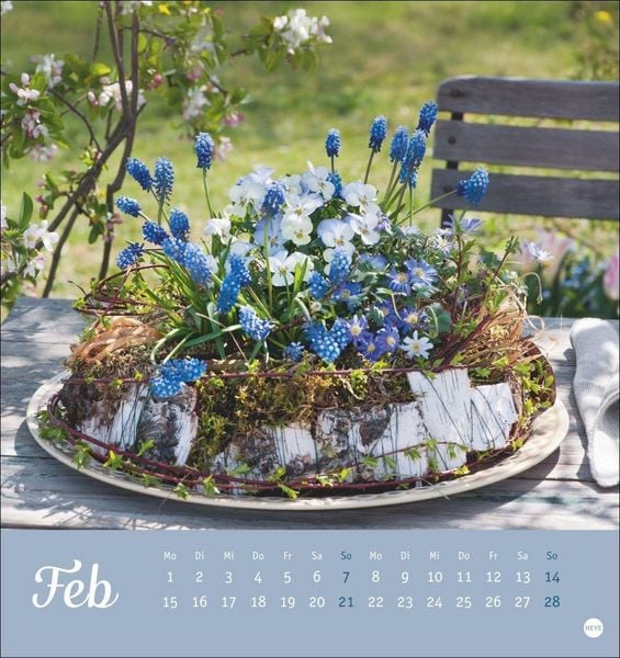 Produktbild: Herzliche Blumengr&uuml;&szlig;e Postkartenkalender 2027