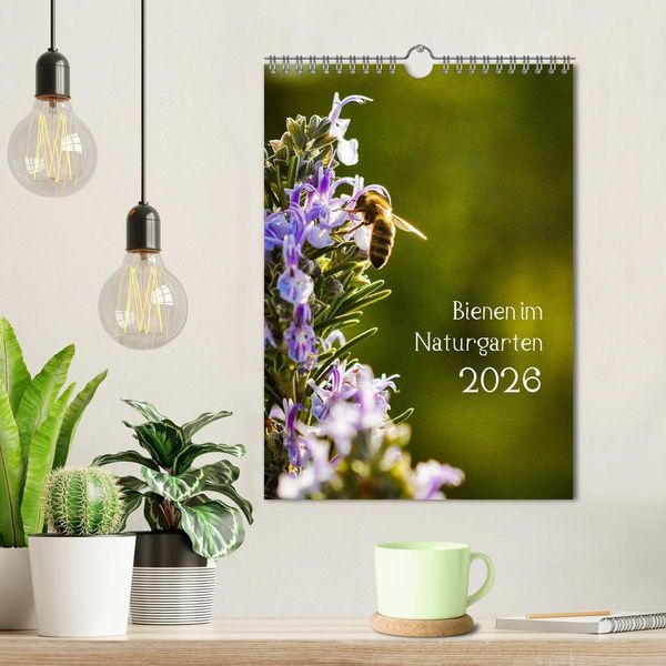 Produktbild: Bienen im Naturgarten (Wandkalender 2026 DIN A4 hoch), CALVENDO Monatskalender