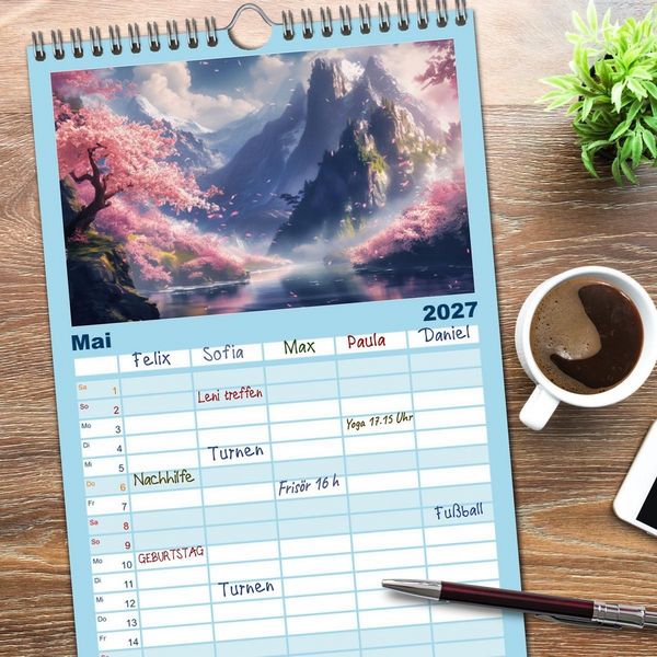 Produktbild: Familienplaner 2027 - Anime - Welten: Eine Reise durch vertr&auml;umte Welten mit 5 Spalten (Wandkalender, 21 x 45 cm) CALVENDO