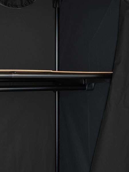 Produktbild: Kleiderschrank Mod. Deep Black mit Ablage, Gestell aus Metall