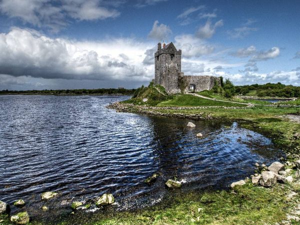 Produktbild: CALVENDO Puzzle Dunguaire Castle | 1000 Teile Lege-Gr&ouml;&szlig;e 64x48cm Foto-Puzzle f&uuml;r gl&uuml;ckliche Stunden