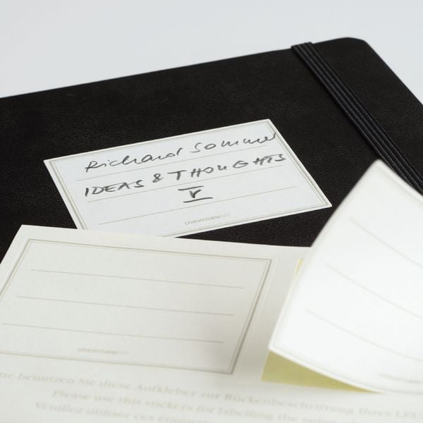 Produktbild: LEUCHTTURM1917 Notizbuch Medium (A5), Softcover, 123 nummerierte Seiten, Schwarz, Dotted