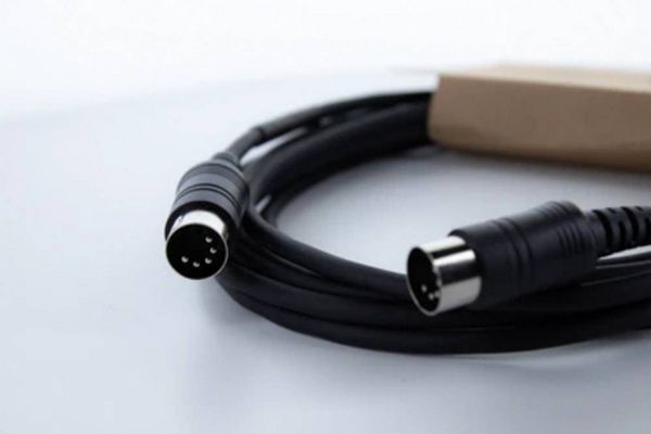 Produktbild: Cordial MIDI Verbindungskabel [1x MIDI-Male - 1x MIDI-Male] 1m Schwarz