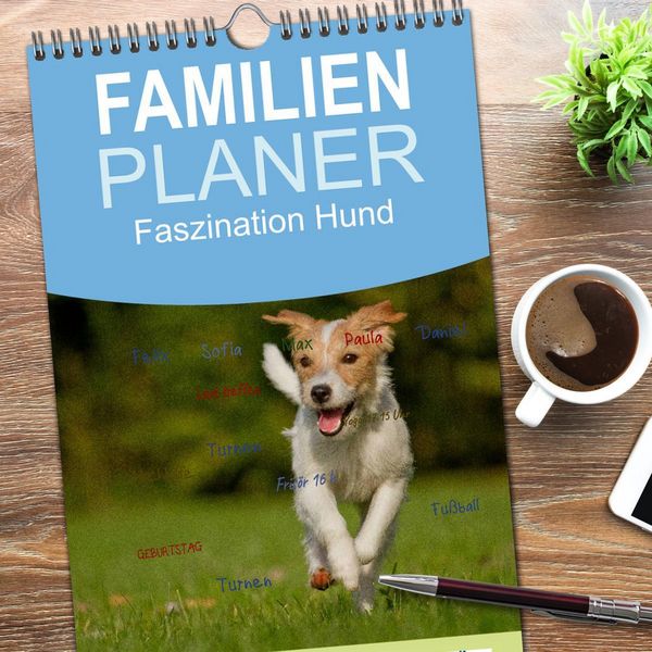 Produktbild: Familienplaner 2026 - Faszination Hund mit 5 Spalten (Wandkalender, 21 x 45 cm) CALVENDO