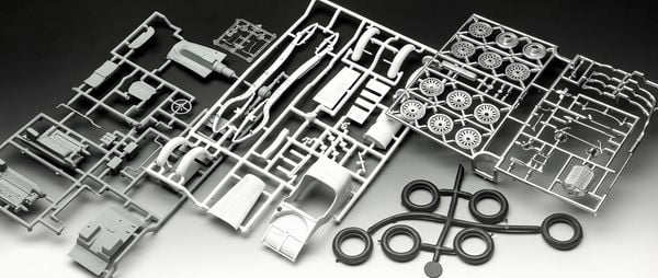 Produktbild: Revell 07737 Mercedes-Benz SSKL Automodell Bausatz 1:32