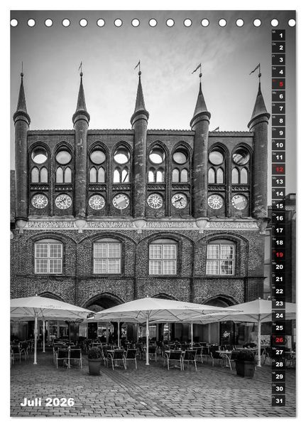 Produktbild: L&Uuml;BECK Monochrome Momente (Tischkalender 2026 DIN A5 hoch), CALVENDO Monatskalender