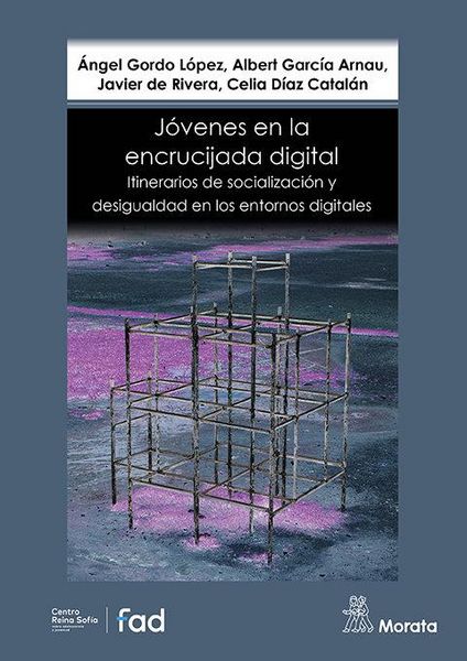 Produktbild: J&oacute;venes en la encrucijada digital : itinerarios de socializaci&oacute;n y desigualdad en los entornos digitales