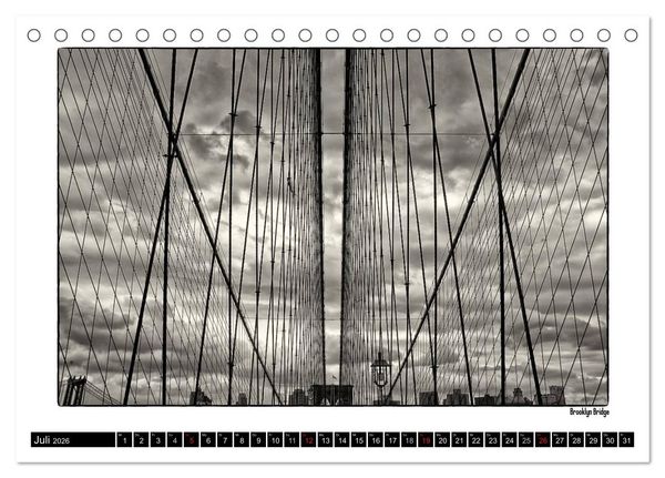 Produktbild: Manhattan Memories - Erinnerungen an New York (Tischkalender 2026 DIN A5 quer), CALVENDO Monatskalender
