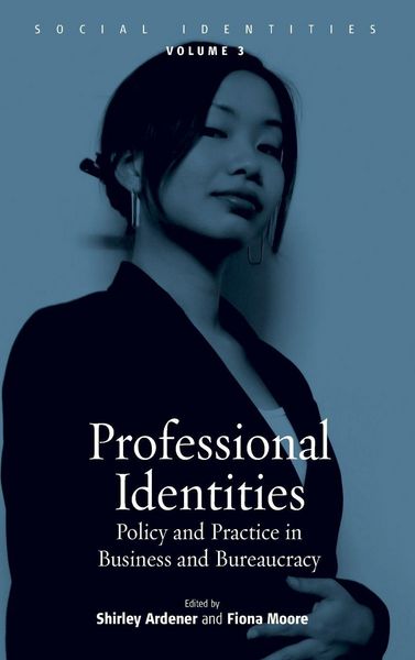 Produktbild: Professional Identities