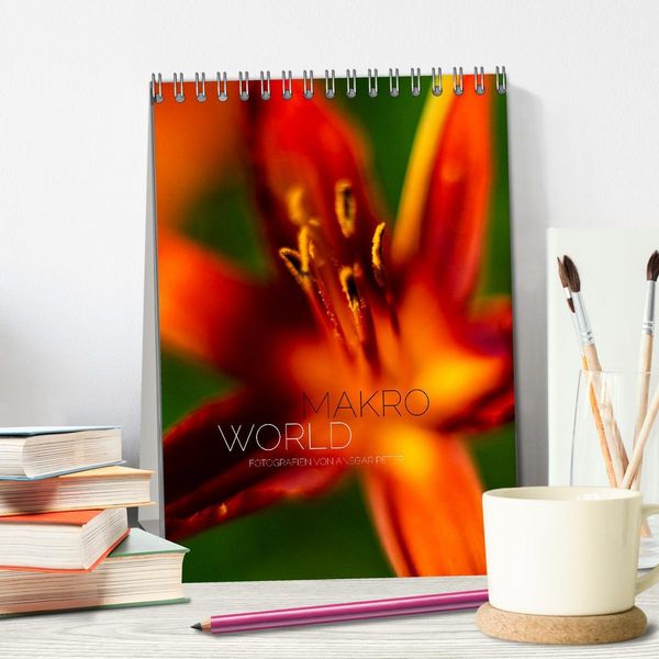 Produktbild: Makro World (Tischkalender 2026 DIN A5 hoch), CALVENDO Monatskalender