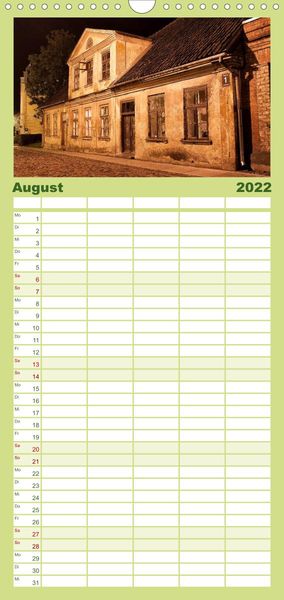 Produktbild: Familienplaner Lettland - Streifz&uuml;ge durch das mittlere Baltikum (Wandkalender 2022 , 21 cm x 45 cm, hoch)