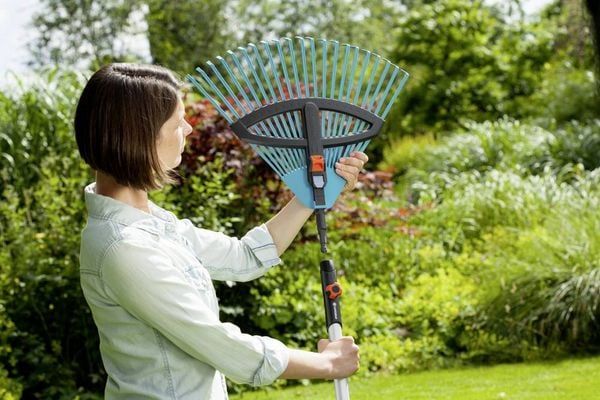 Produktbild: Gardena combisystem Verstellbesen 03099-20 52cm