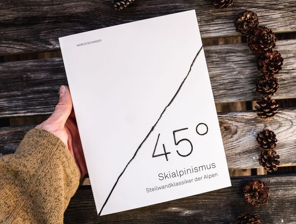 Produktbild: 45&deg; &ndash; Skialpinismus: Steilwandklassiker der Alpen