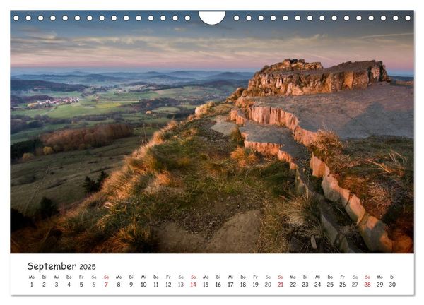 Dörfer in schöner Landschaft (Wandkalender 2025 DIN A4 quer), CALVENDO Monatskalender